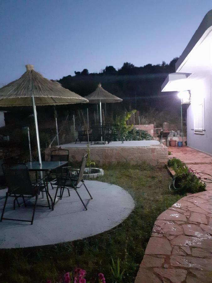 Vila Osmanaj คซามิล ภายนอก รูปภาพ